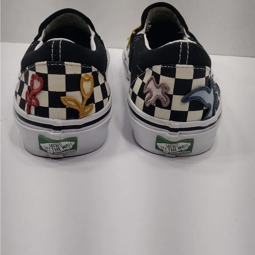 Vans  Checkered Slip-On Shoes size  9.5 pre owned Exellent condition